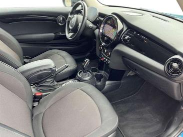 Mini Hatch Cooper — photo 10