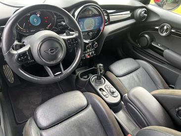 Mini Cabrio John Cooper Works — photo 13