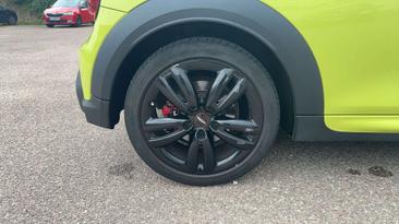 Mini Cabrio JCW Cooper — photo 14