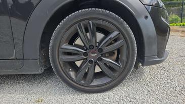 Mini Hatch JCW Cooper S — photo 16