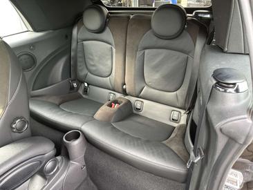 Mini Cabrio John Cooper Works — photo 15