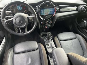 Mini Cabrio John Cooper Works — photo 16