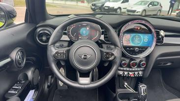 Mini Cabrio JCW Cooper — photo 20