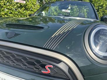 Mini Cabrio Resolute Cooper S — photo 22