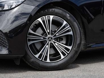 Mercedes Classe E 200 AVANTGARDE — photo 3