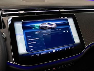 Mercedes Classe E 300 Night Edition — photo 13