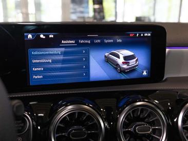 Mercedes Classe A 200 AMG Line — photo 13