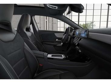 Mercedes Classe A 200 Night Edition — photo 9