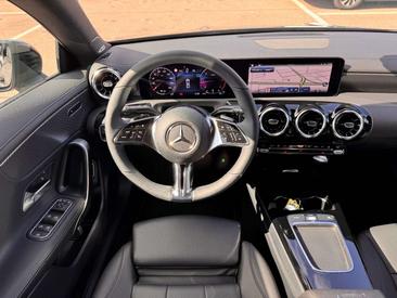 Mercedes CLA 200 — photo 16