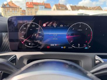 Mercedes CLA 200 — photo 23