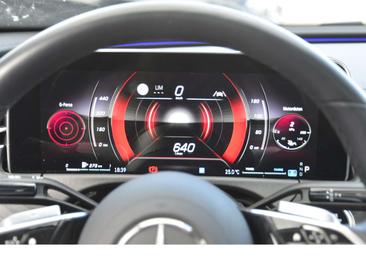 Mercedes Classe E 220 — photo 24