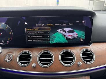 Mercedes Classe E 220 — photo 28