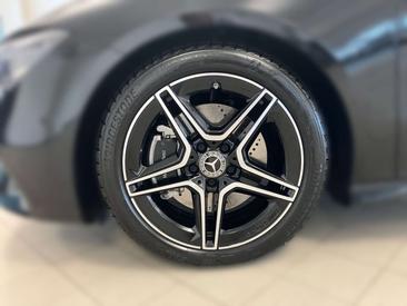 Mercedes CLA 220 AMG Line — photo 16