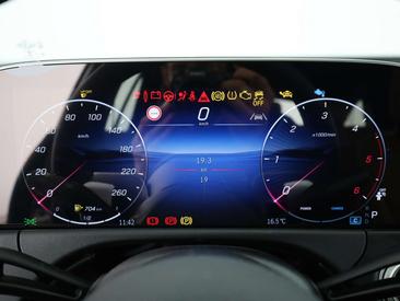 Mercedes Classe E 200 — photo 12