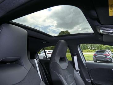 Mercedes Classe A 200 Night Edition — photo 13