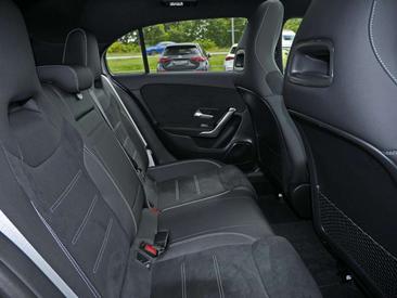 Mercedes Classe A 200 Night Edition — photo 14