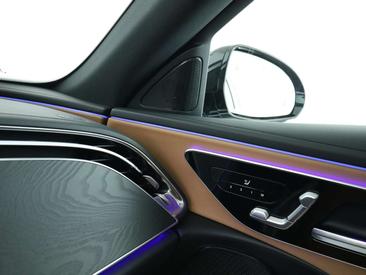 Mercedes Classe E 200 — photo 16