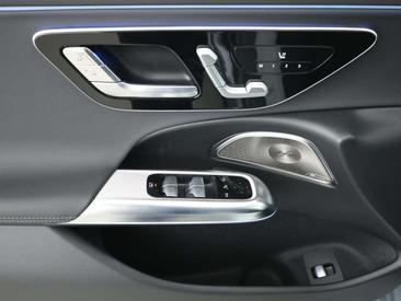 Mercedes Classe E 300 — photo 20