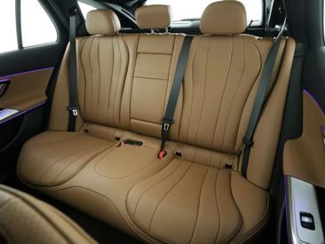Mercedes Classe E 200 — photo 18