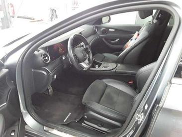 Mercedes Classe E 220 AMG-Line — photo 3