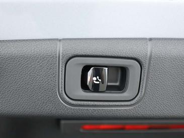 Mercedes Classe E 300 — photo 25