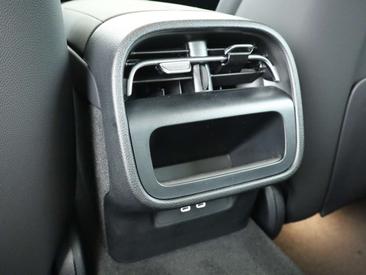 Mercedes Classe E 200 — photo 23