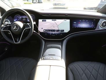 Mercedes EQS 580 Premium Plus — photo 6
