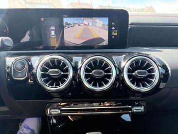 Mercedes CLA 220 AMG Line — photo 16