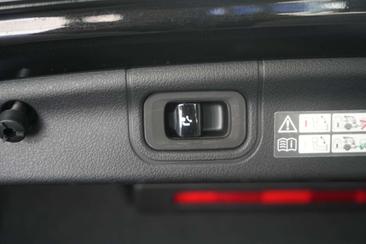 Mercedes Classe C 220 AMG-Line — photo 30