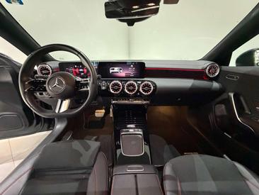 Mercedes CLA 200 Premium — photo 9