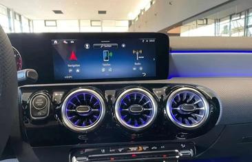 Mercedes Classe A 200 AMG Line — photo 11