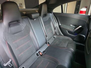 Mercedes CLA 200 Premium Plus — photo 24