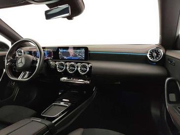 Mercedes CLA 200 AMG Line — photo 25