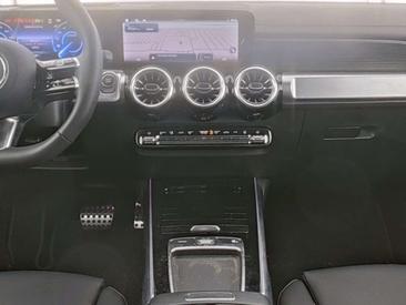 Mercedes EQB 250 Premium Night — photo 5