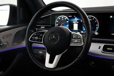 Mercedes GLE 350 — photo 11
