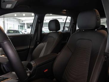 Mercedes GLB 250 Progressive — photo 5