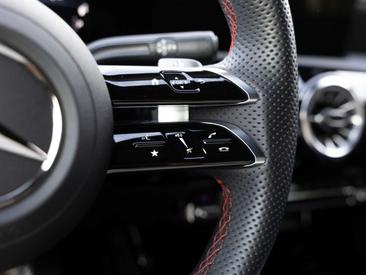 Mercedes CLA 250 AMG LINE — photo 11