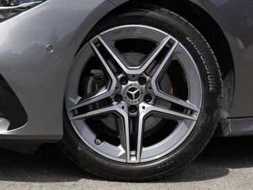 Mercedes CLA 180 — photo 4