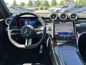 Mercedes GLC 300 Night Edition — photo 15