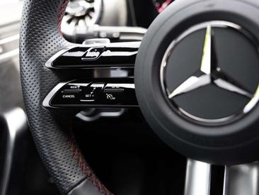 Mercedes CLA 180 — photo 12