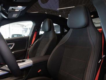 Mercedes CLA 220 Night Edition — photo 5