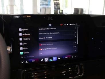 Mercedes CLA 220 Night Edition — photo 11