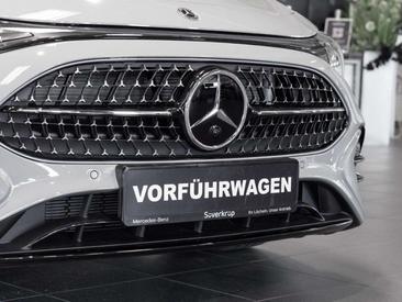 Mercedes CLA 220 Night Edition — photo 24