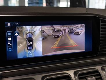 Mercedes GLE 300 — photo 11