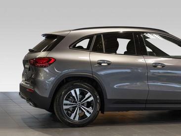 Mercedes GLA 200 Night Edition — photo 5