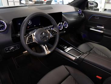 Mercedes GLA 200 Night Edition — photo 6