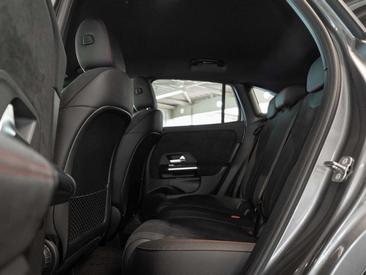 Mercedes GLA 200 — photo 7