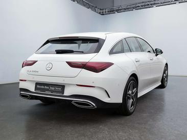 Mercedes CLA 220 AMG Line — photo 2