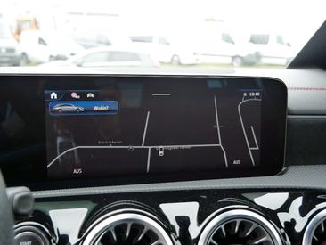 Mercedes CLA 220 AMG Line — photo 16