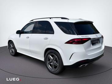 Mercedes GLE 300 Night Edition — photo 4